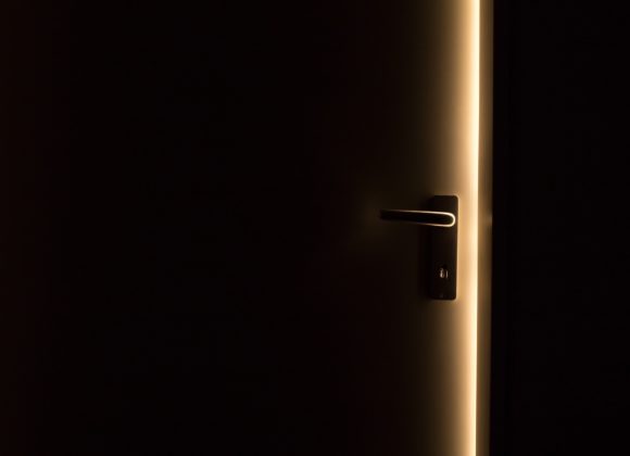 La Porta è aperta